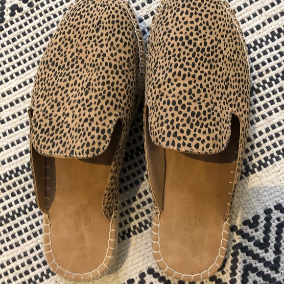 womens leopard espadrilles